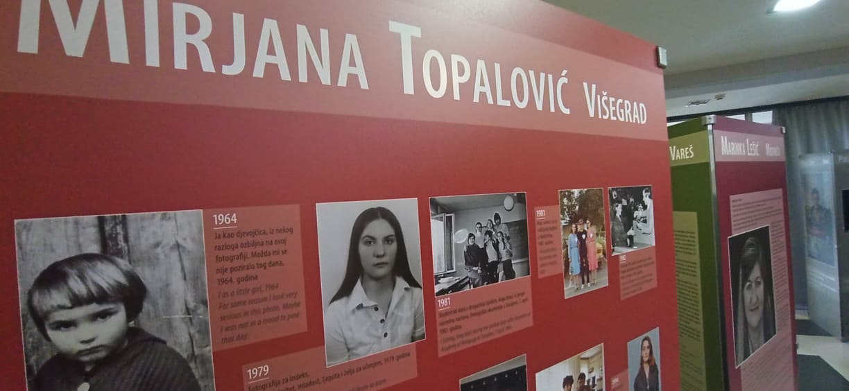 Izlozba zive smo