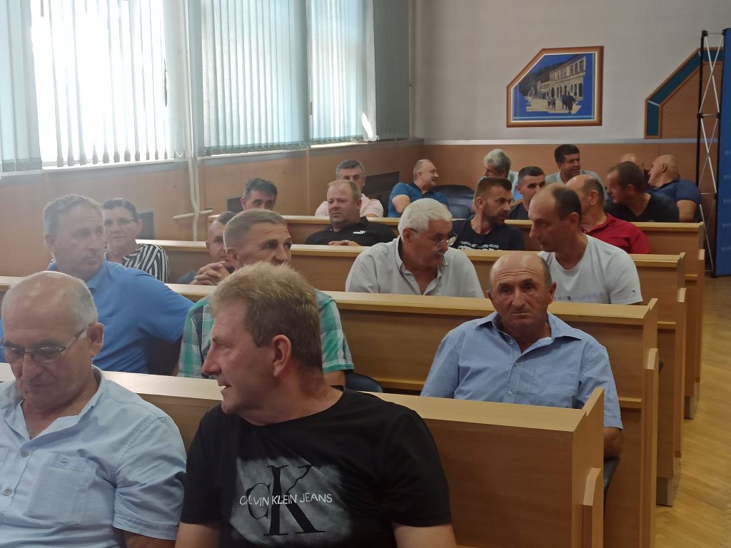 Poljoprivrednici 4