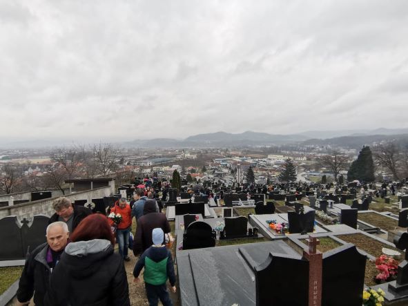 Zvornik groblje 3