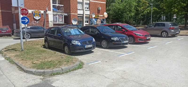 Zvornik parking