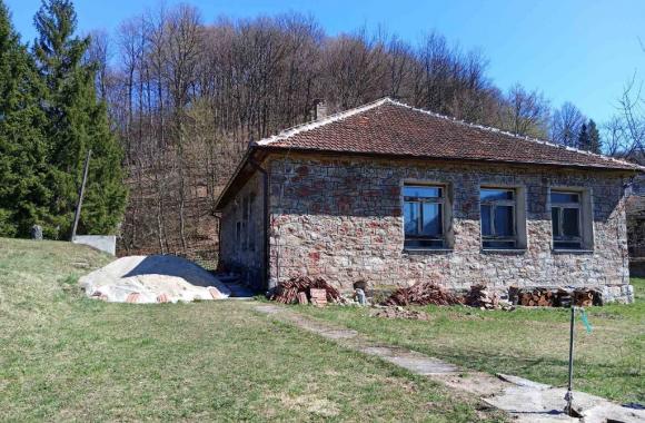 Planinarski dom Grkinja