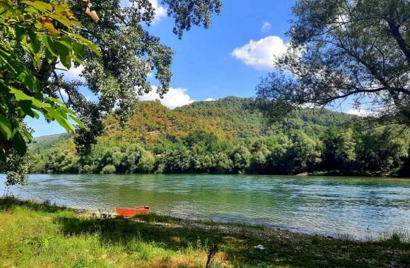 Rajska plaza Bratunac