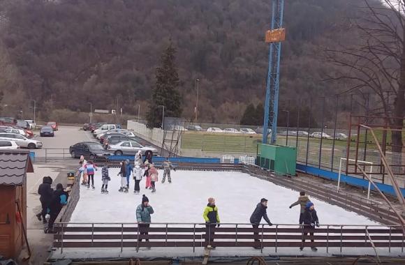 Zvornik klizaliste