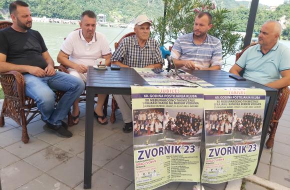 kajak divic