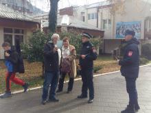policija