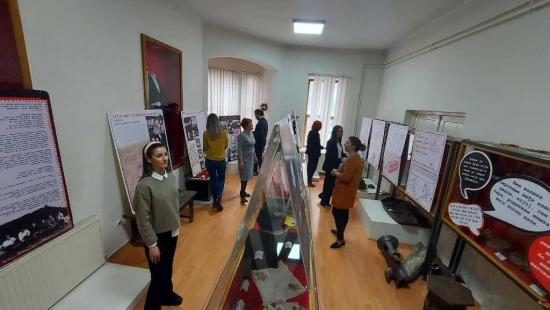 Biblioteka naslovna